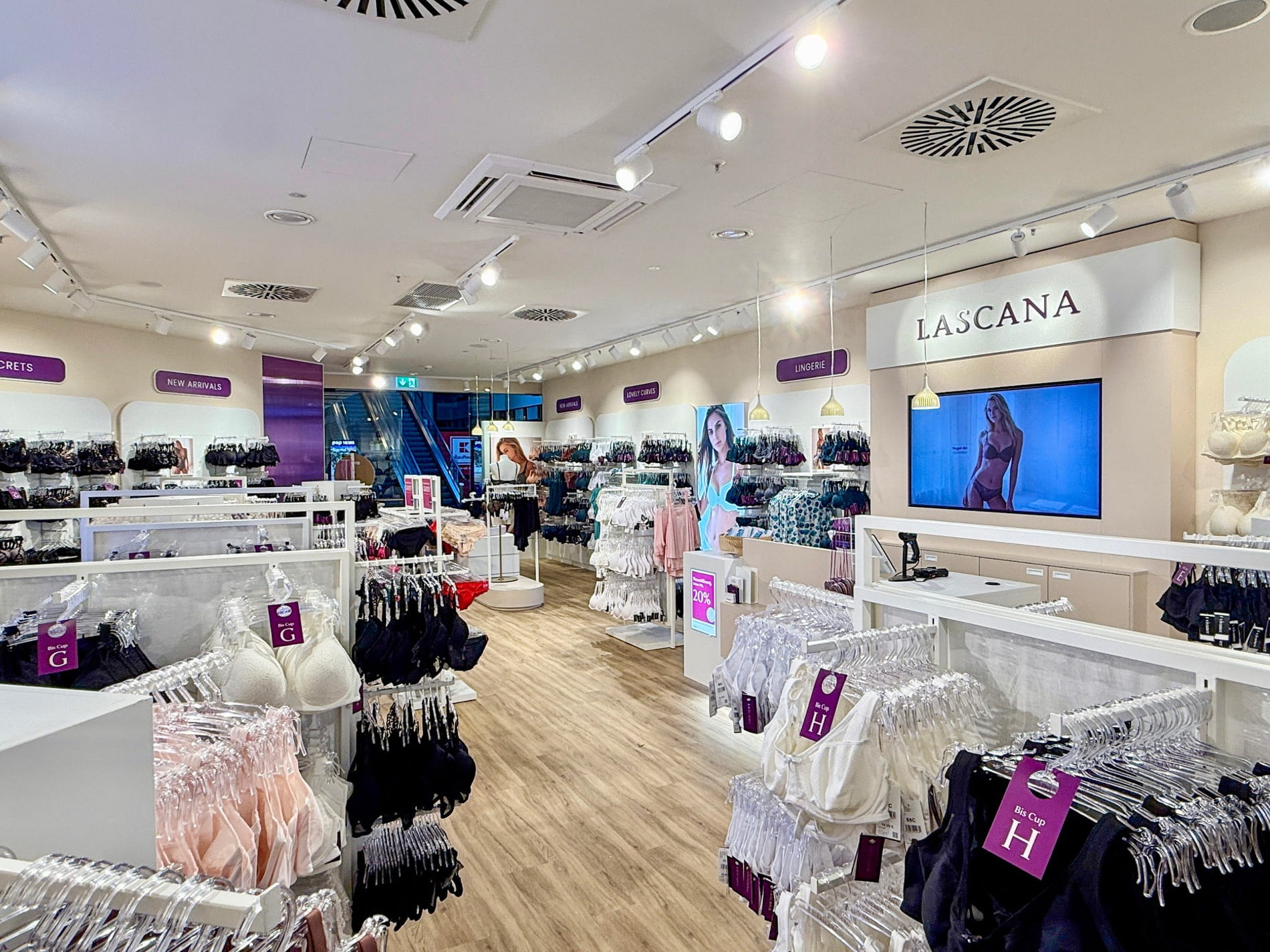 LASCANA_Store_PEP_Einkaufscenter_Neuperlach_München_04_1900px